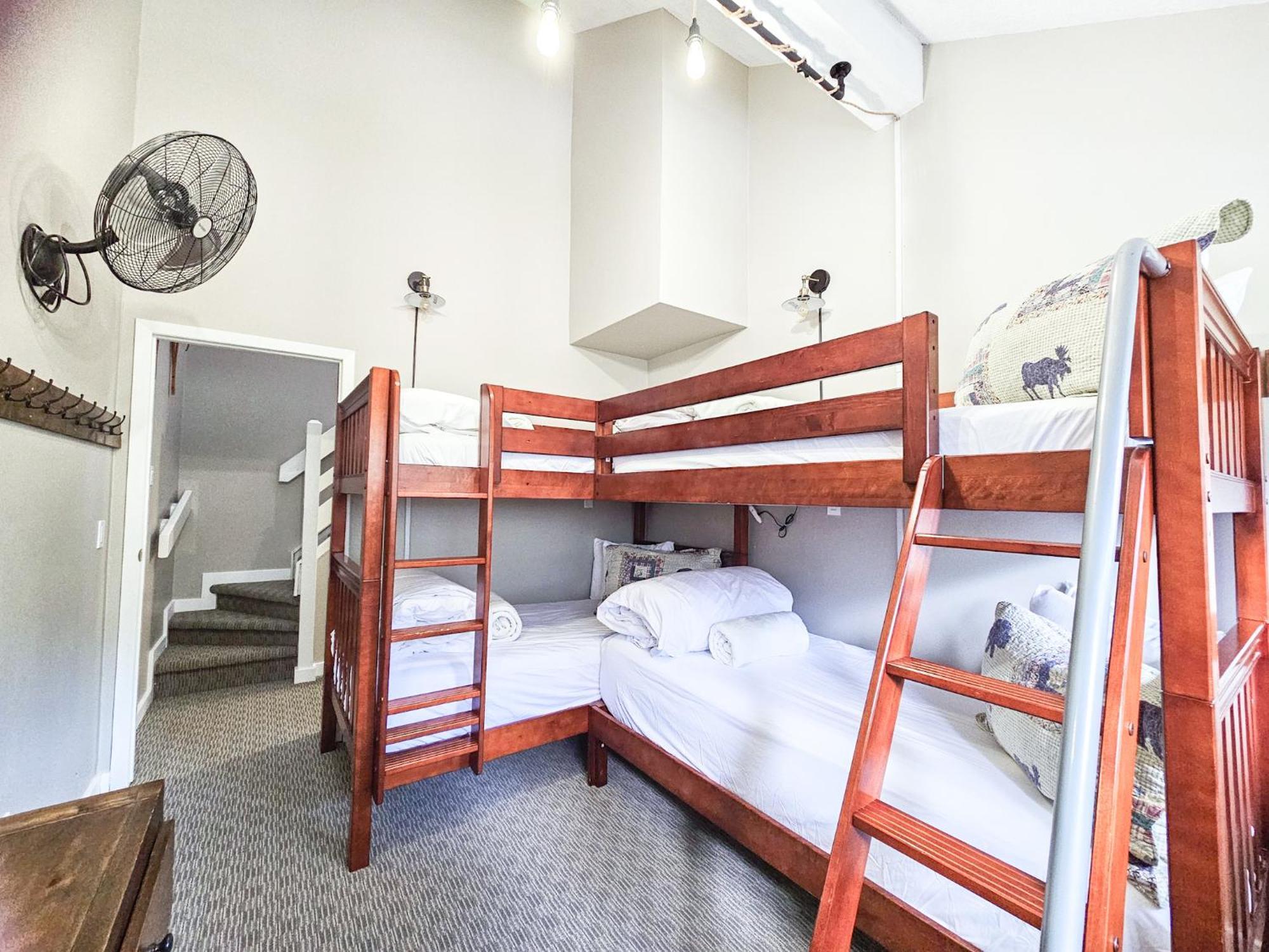 Horsethief Lodge By Stayin Panorama Pokoj fotografie